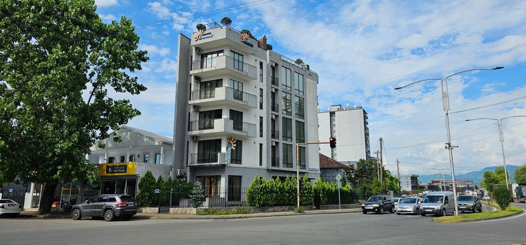 Hotel Sunny Batumi Exterior photo